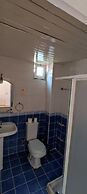 Basil's Apart Hotel