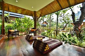 The Nine Thipthara Klongson Resort