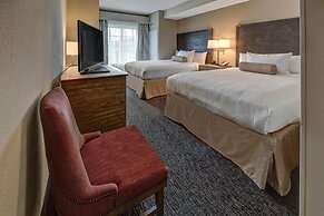 Black Fox Lodge Pigeon Forge, Tapestry Collection by Hilton