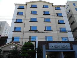 Charmant Hotel
