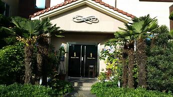 Charmant Hotel