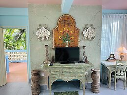 Mairood Resort