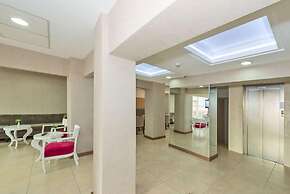 La Garden Hotel