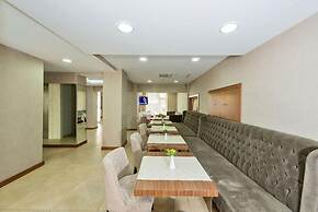La Garden Hotel