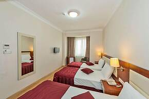 La Garden Hotel