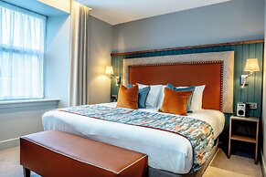 Star Hotel