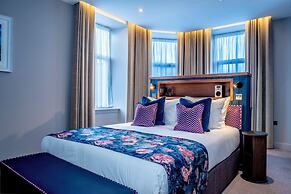 Star Hotel