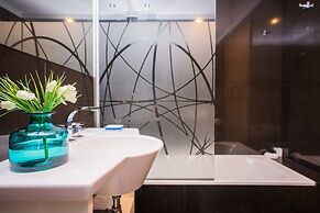 Soho Luxury Suites