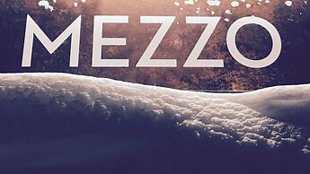 Hotel Mezzo