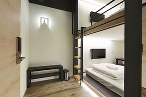 Taiwan Youth Hostel & Capsule Hostel