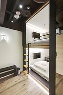 Taiwan Youth Hostel & Capsule Hostel