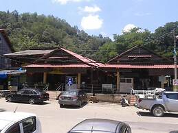 Yee Tai Cafe & Inn