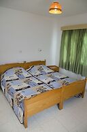 Kozis Hotel Apts