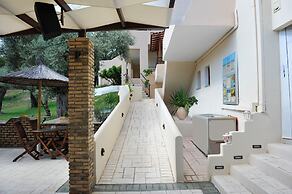 Marina Hotel