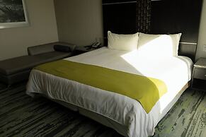 Hotel Mirra San Luis