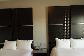 Hotel Mirra San Luis