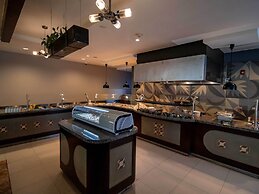 Hotel Mirra San Luis