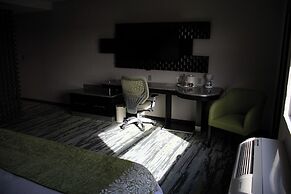 Hotel Mirra San Luis