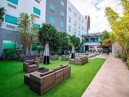 Hotel Mirra San Luis