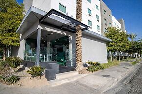 Hotel Mirra San Luis
