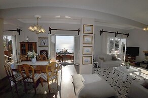 Villa Tango