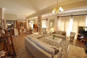 Villa Tango
