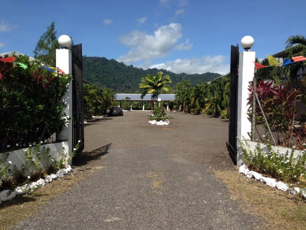 Samoa Sport Lodge