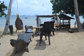 Floresita's Beach Resort