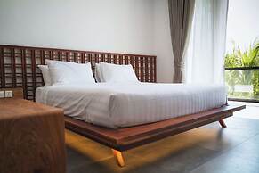 Long Set Resort