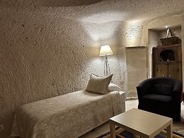 Kistar Cave Hotel