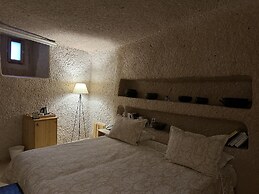 Kistar Cave Hotel