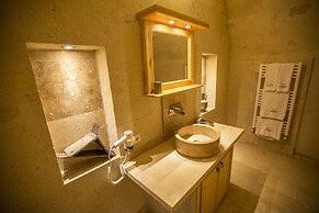 Kistar Cave Hotel
