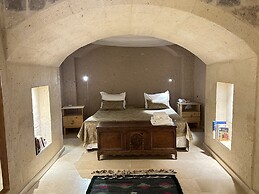 Kistar Cave Hotel