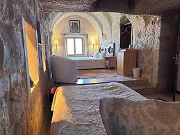 Kistar Cave Hotel