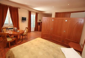Palladion Hotel
