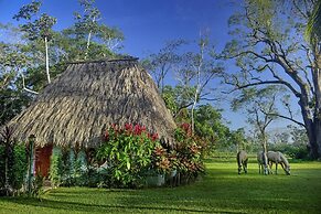 Banana Bank Lodge