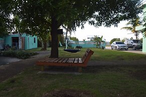 Bamboleo Inn Belize