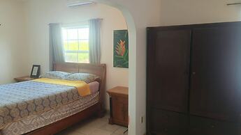 Bamboleo Inn Belize