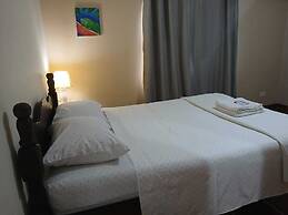 Bamboleo Inn Belize