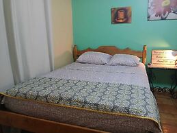 Bamboleo Inn Belize