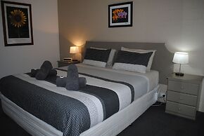 Crown Apartments