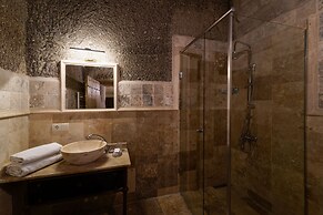 Tekkaya Cave Hotel
