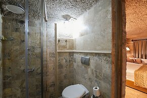 Tekkaya Cave Hotel