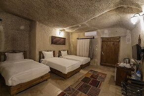 Tekkaya Cave Hotel