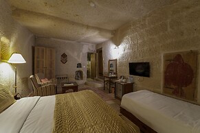 Tekkaya Cave Hotel