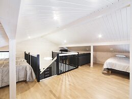 Villa Polaris