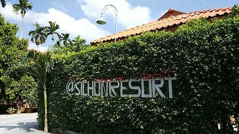 At Sichon Resort
