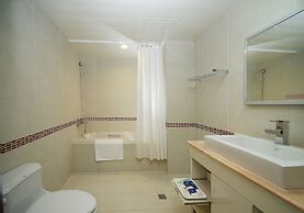 Noble Hotel