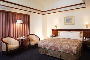 Noble Hotel