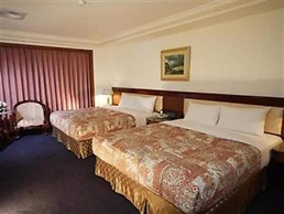 Noble Hotel